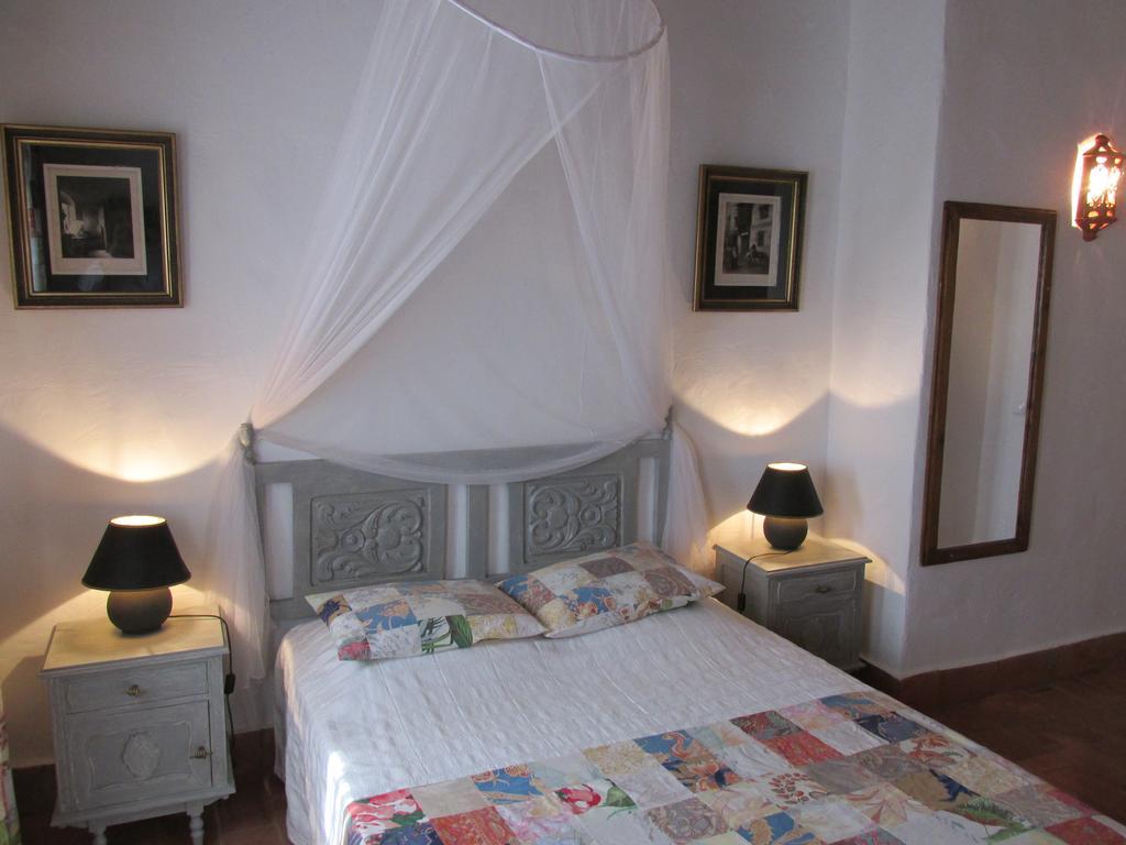 Quinta Dos Valados Bed and Breakfast Querenca Buitenkant foto